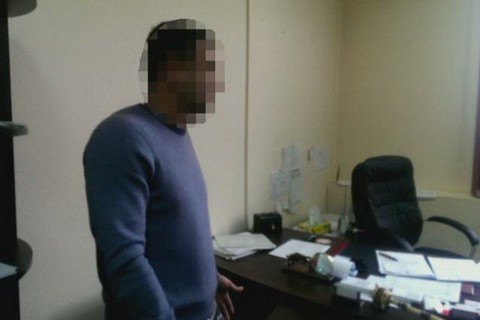 Депутата міськради Дніпра впіймали на даванні хабара