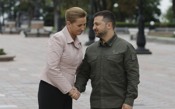Зеленський обговорив з прем'єркою Данії умови для справедливого миру в Україні