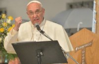 Папа Римський заявив про ризик проникнення бойовиків до Європи під виглядом біженців