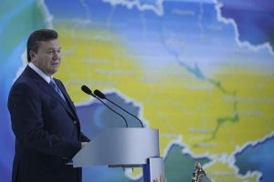 Янукович распорядился производить современное оружие