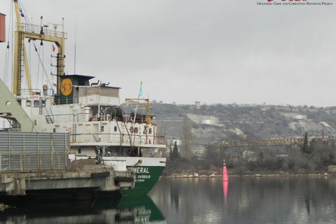Українські силовики не завжди затримують судна після незаконних заходів до Криму, - розслідування