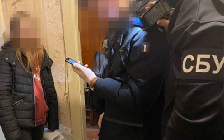 На Миколаївщині затримали ворожу інформаторку, яка коригувала ракетні удари 