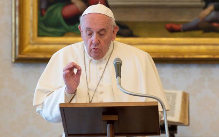 Наразі триває миротворча місія для припинення війни в Україні, – Папа Франциск