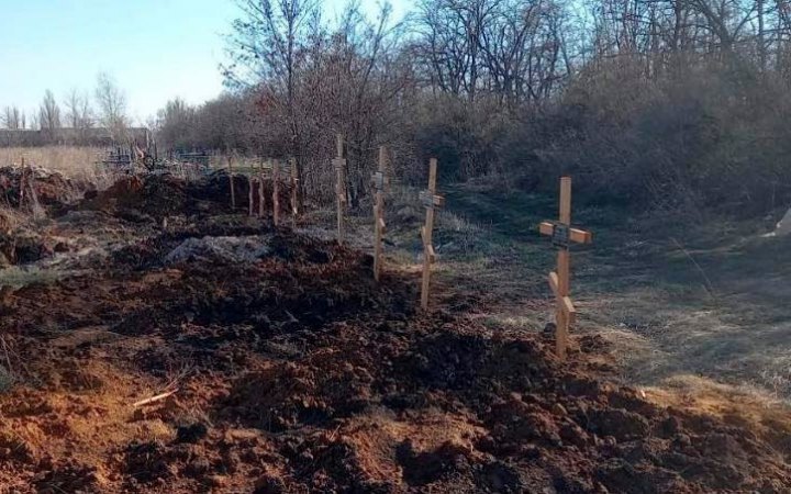 На Луганщині люди влаштовують кладовища просто в містах, – голова ОВА