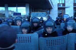 Милиция Луганска приведена в состояние боевой готовности