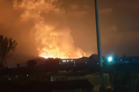 Из-за извержения вулкана Ньирагонго погибли по меньшей мере 15 человек, - Reuters