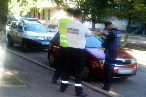 Патрульные Славянска поймали работника "Укртрансбезопасности" пьяным за рулем