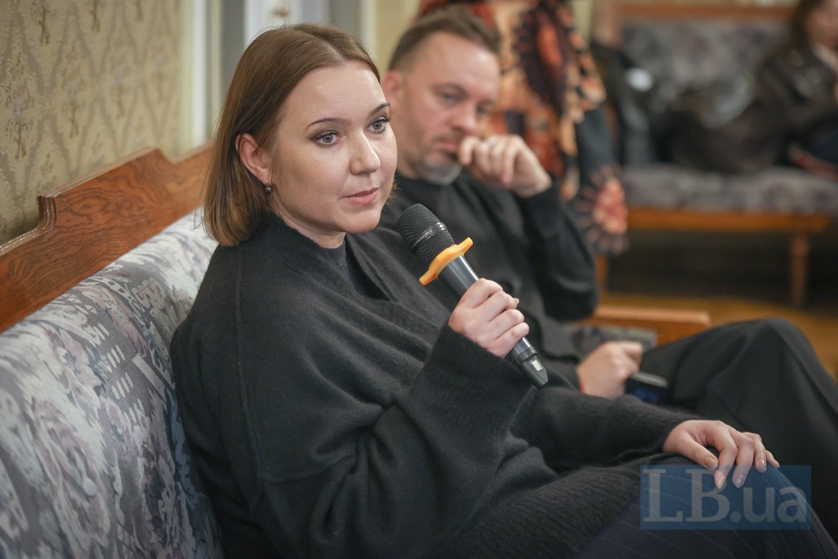 Тамара Трунова- українська театральна режисерка, головна режисерка Київського академічного театру драми і комедії на лівому березі Дніпра