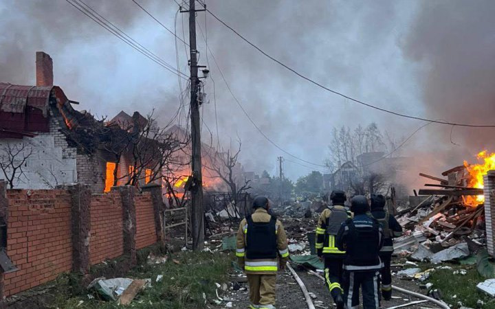 Унаслідок нічної атаки на Київщині загинули четверо людей, є поранені (оновлено)