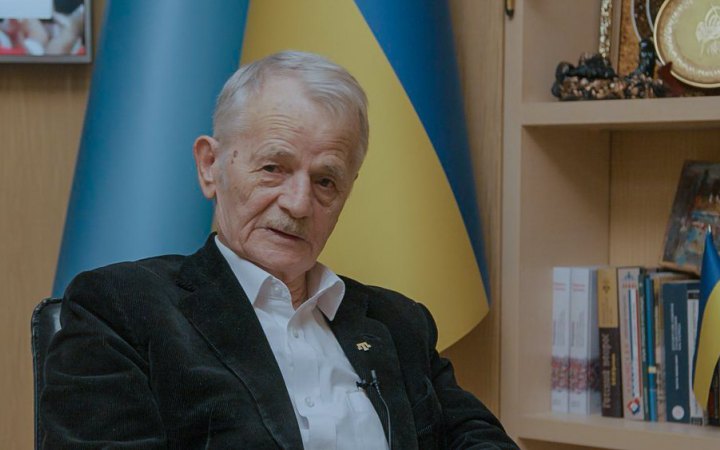 https://lb.ua/news/2025/02/26/662622_mustafa_dzhemiliev_postupitisya.html