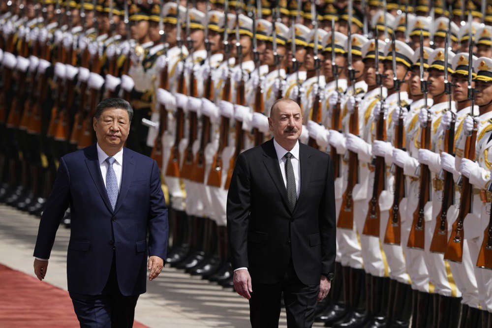 Ільхам Алієв під час візиту до Китаю