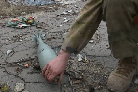 За сутки боевики 52 раза обстреляли позиции военных на Донбассе