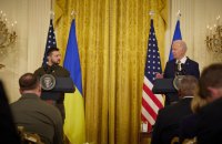 Байден пояснив, чому Україні не дали всю необхідну для відбиття атак Росії зброю