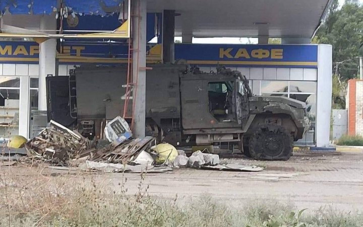 На Херсонщині окупанти вивозять майно вантажівками