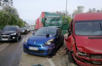 У Києві сталась ДТП за участю шести автівок (оновлено)