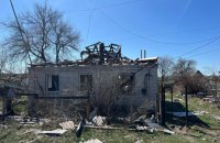 Наслідки обстрілів Донеччини: зруйновані будинки, адмінбудівлі та ЛЕП