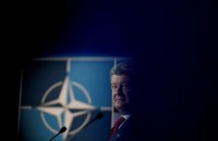 Порошенко про підсумки саміту НАТО: двері до Альянсу для України відчинені