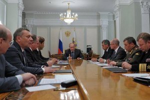 Путін і члени Радбезу РФ обговорили погіршення ситуації на Донбасі