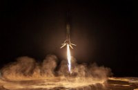 ​SpaceX запустила на орбиту аргентинский спутник и впервые посадила первую ступень Falcon 9 на базе Ванденберг