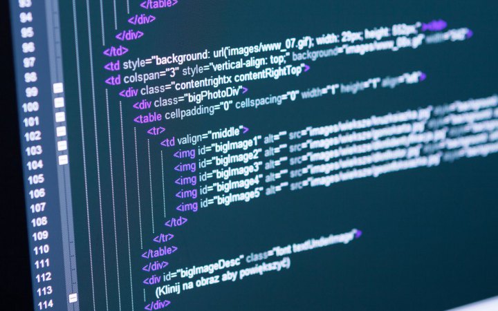 У Кривому розі 16-річний підліток ​створив фейковий додаток для відкриття поштоматів і викрав посилок на 500 тисяч грн