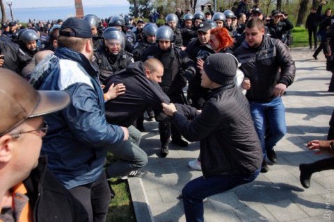 В Одессе произошли потасовки между националистами и пророссийскими активистами (обновлено)