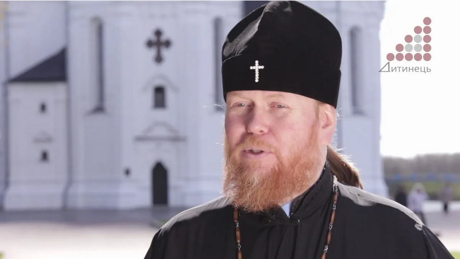Архієпископ Чернігівський, речник ПЦУ Євстратій Зоря у скуфії