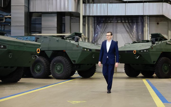 Україна замовила в Польщі 100 бронетранспортерів