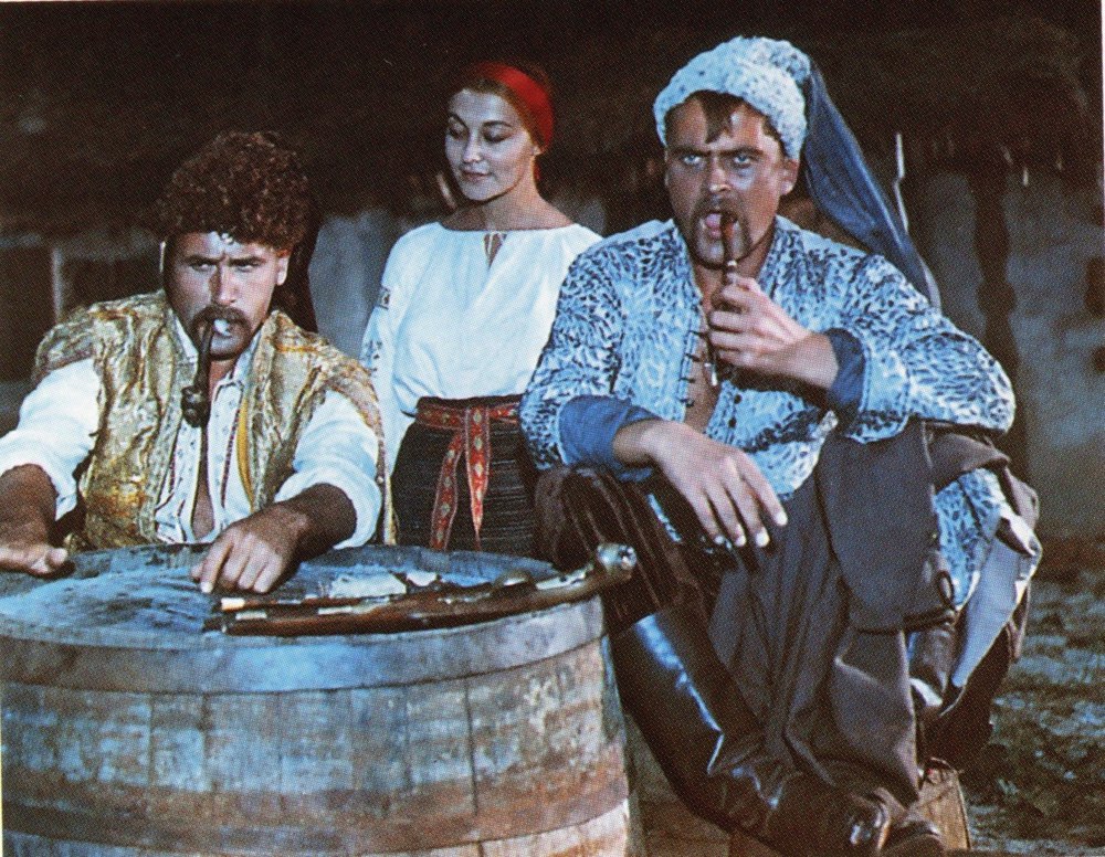 Іван Миколайчук, Земфіра Цахілова, Федір Стригун у фільмі «Пропала грамота». Режисер Борис Івченко, 1972