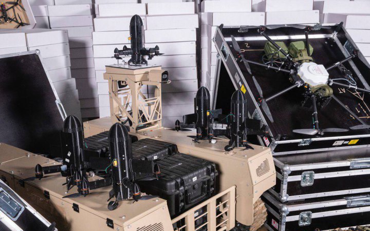 Громада Києва передала бійцям 3 армійського корпусу ще понад 10 тисяч дронів різного типу