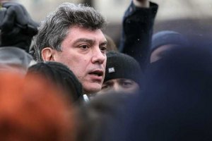 В Москве задержали Немцова с 10-ю пикетчиками в поддержку Евромайдана
