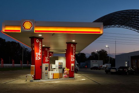 Shell не припинить купувати російську нафту