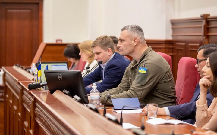 Київ виділив понад 1,2 мільярда гривень на допомогу військовим підрозділам, - Кличко 