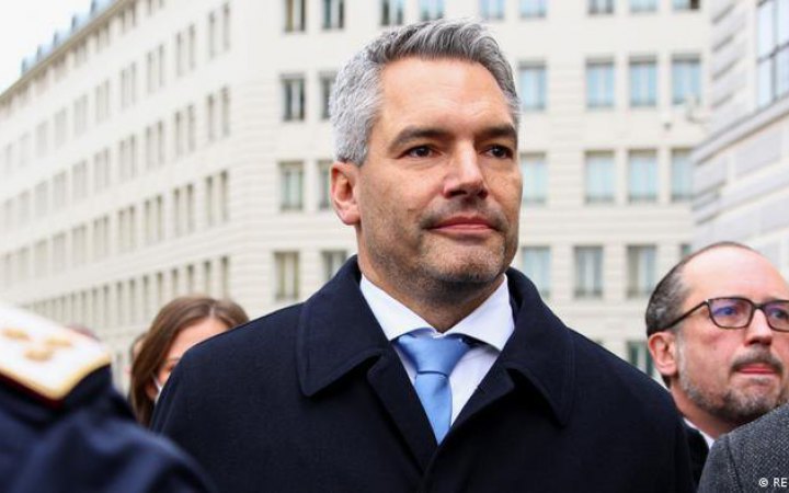 Канцлер Австрии встретится в Киеве с Зеленским
