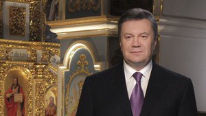 У центрі Києва стріляють, а президент обіцяє модернізувати країну