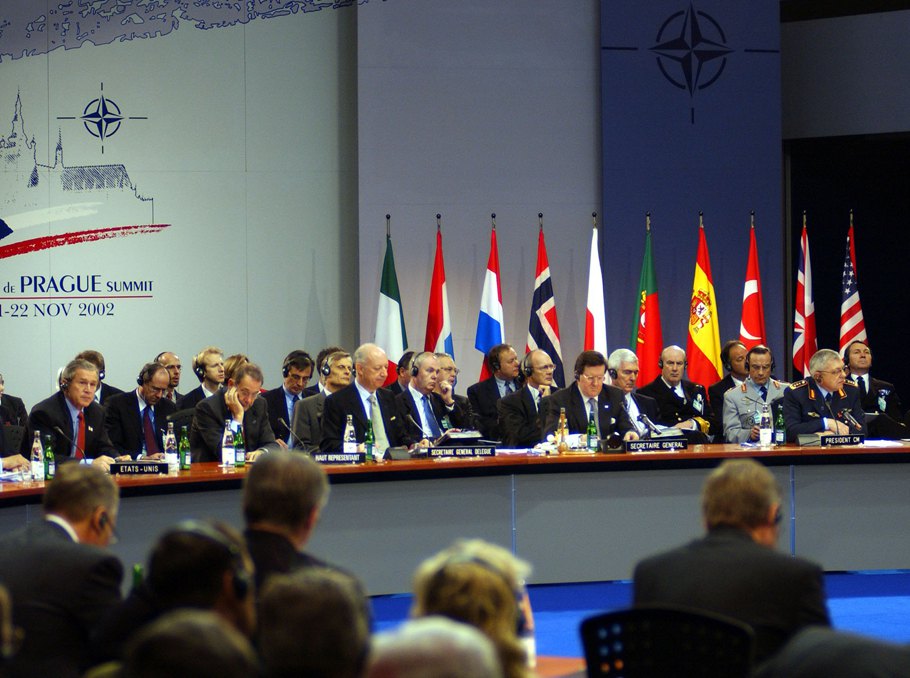 Саміт НАТО в Празі, 2002 р.