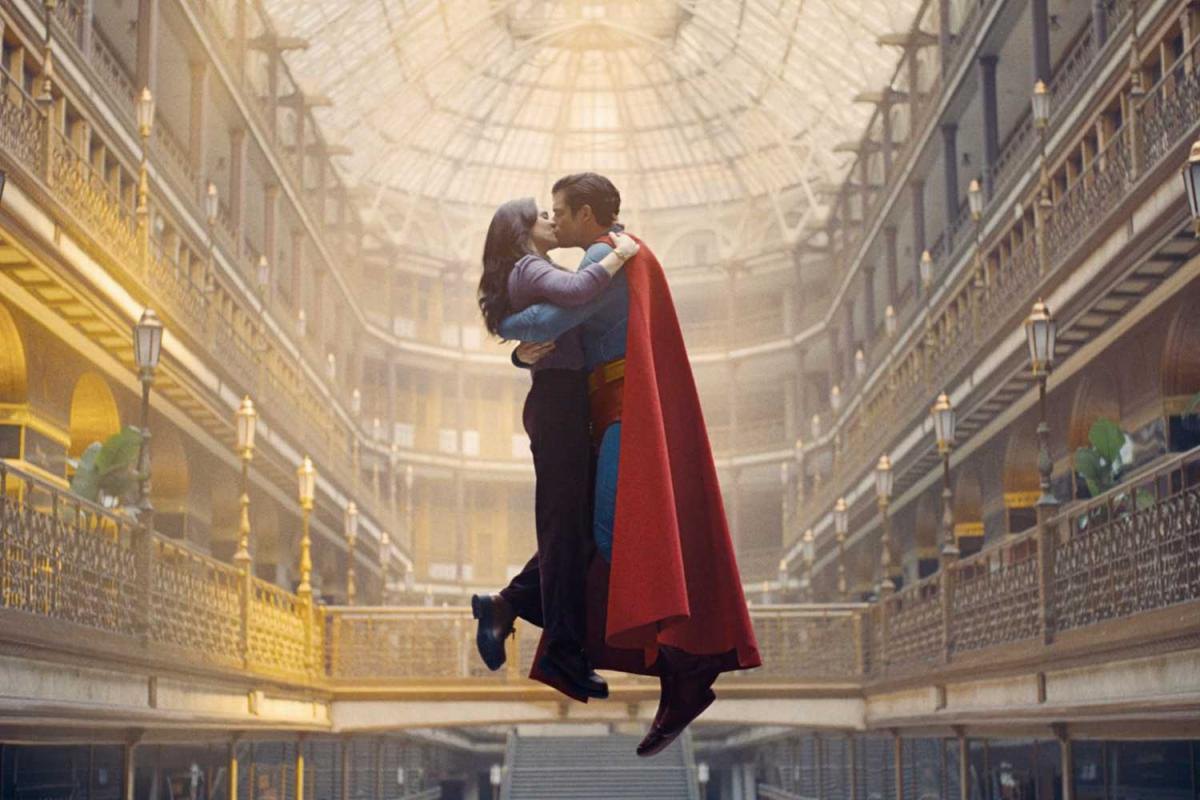 Кадр з фільму 'Супермен'.