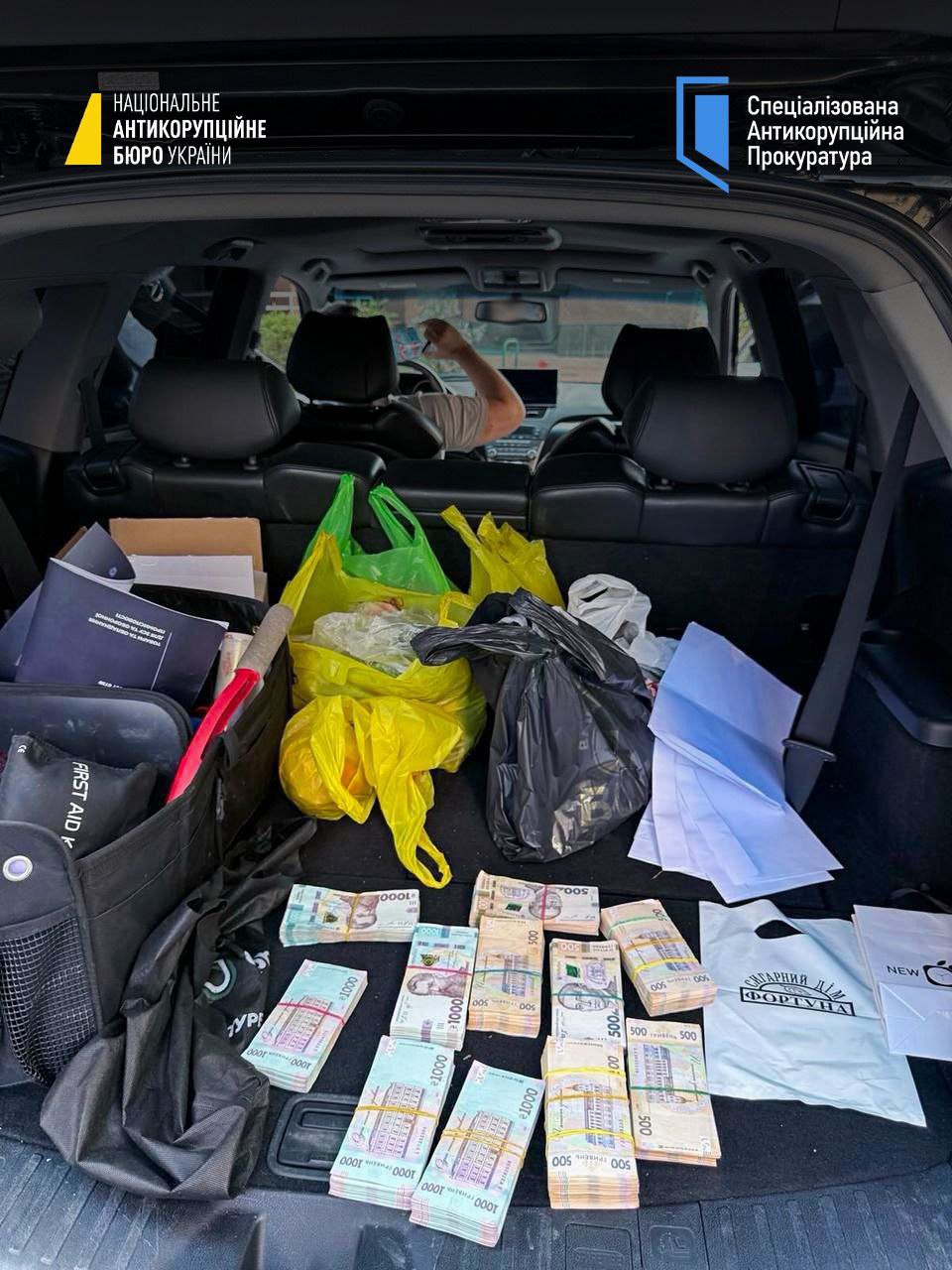 Викрили корупційну схему на закупівлях дронів та РЕБ