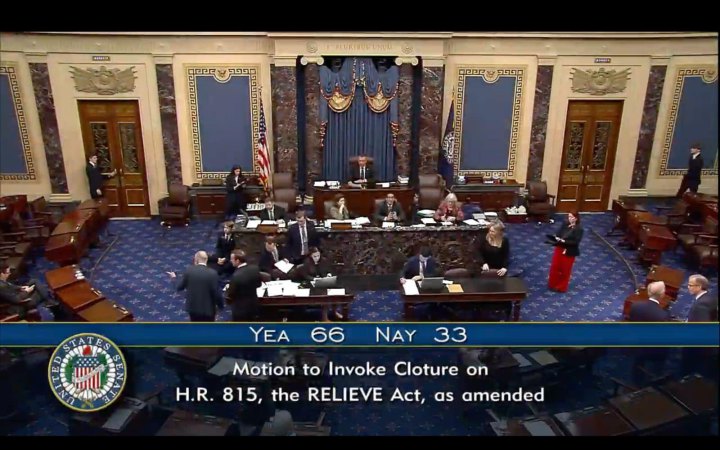Сенат США ухвалив рішення завершити дебати щодо законопроєкту про Україну