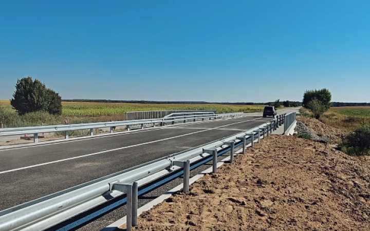 На дорозі Чернігів-Славутич відкрили рух трьома мостами