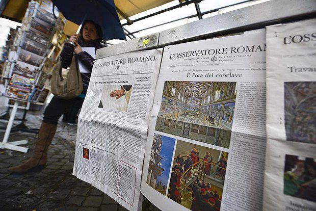Ватиканская газета L'Osservatore Romano с новостями о конклаве