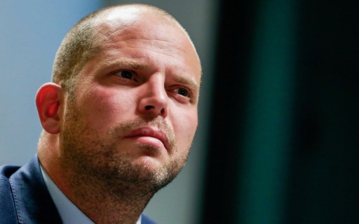 Міністр оборони Бельгії заявив, що “Москву зрівняють із землею”, якщо Путін вдарить ракетою по Брюсселю