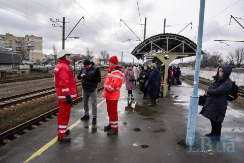 Евакуювати людей буде можливо, лише коли підтвердять припинення вогню - глава Київської ОДА