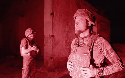 «Гра на перехоплення»: поле битви і футбольне поле 