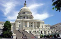 Демократы в Конгрессе США устроили забастовку из-за законопроекта об оружии 