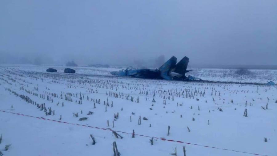 Фото з місця аварії Су-27
