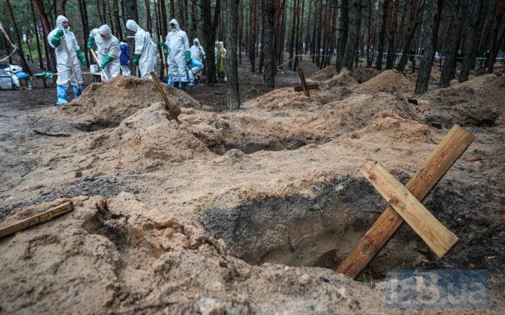 На звільнених територіях Харківщини знайшли тіла 534 цивільних, яких вбили росіяни 