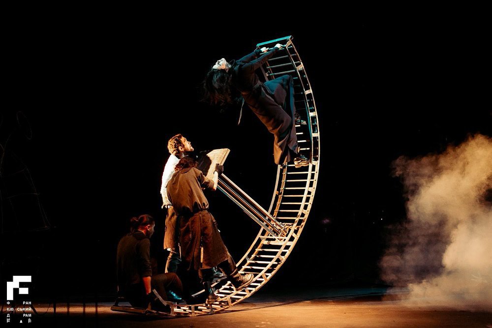 Вистава Оксани Дмітрієвої «Медея»