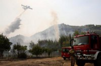 ​Лісові пожежі у Греції підібрались до руїн Олімпії