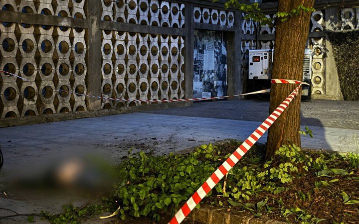 Австралієць вистрибнув з оглядового майданчика Ратуші у Львові