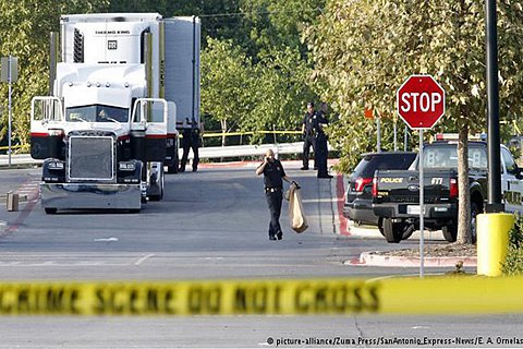 У Техасі виявили вантажівку з тілами 9 мігрантів